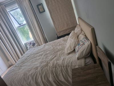 Big double room in Wimbledon house Main Photo
