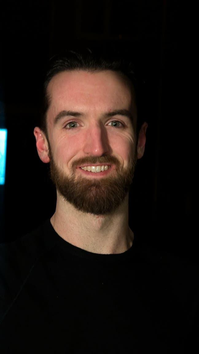 Hi, I'm Dan. I am looking for a single or dou... Main Photo