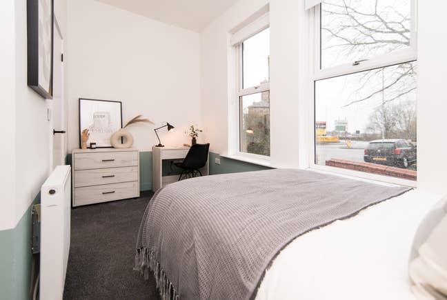 ✨ Luxe Ensuite Living in Ashton 📍 Main Photo