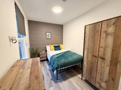 Double Room with Large Private Bathroom  Main Photo
