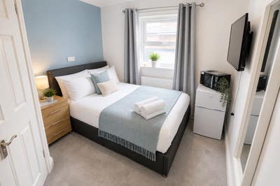 Cosy Modern Ensuite Room - Bills Included! Main Photo