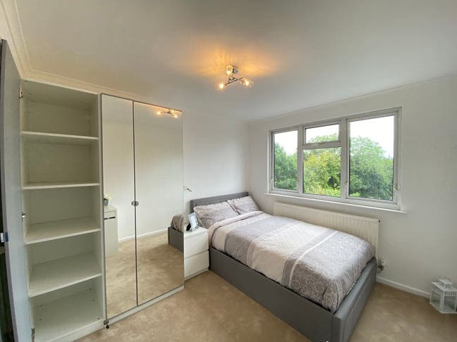 🐞a Lovely Double Bedroom | W5 Gem🐞 Main Photo