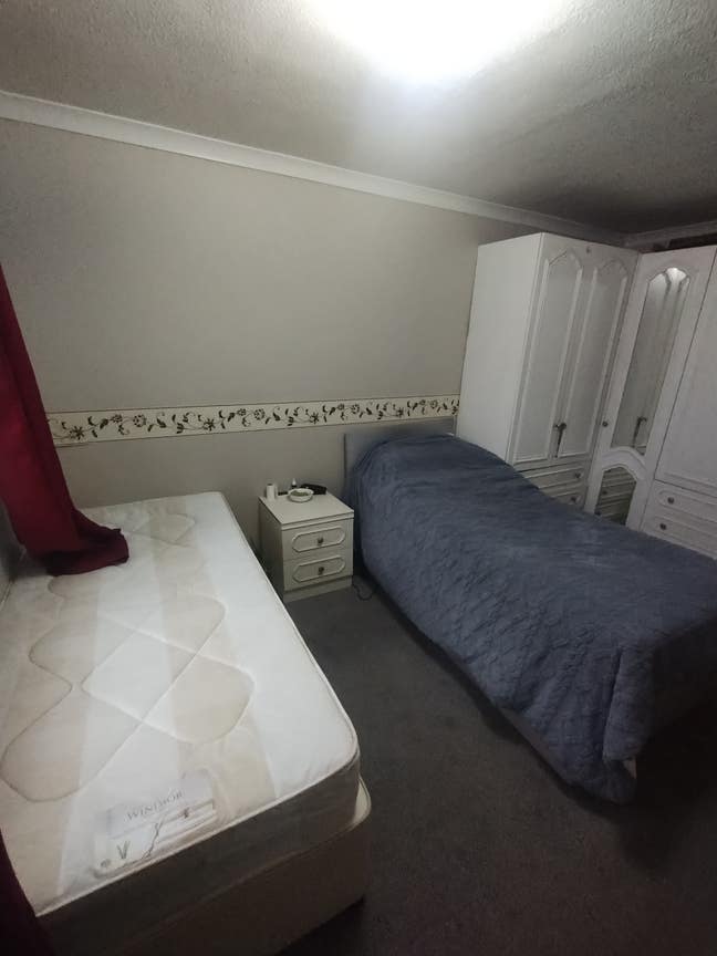 Spacious double room in Basildon  Main Photo