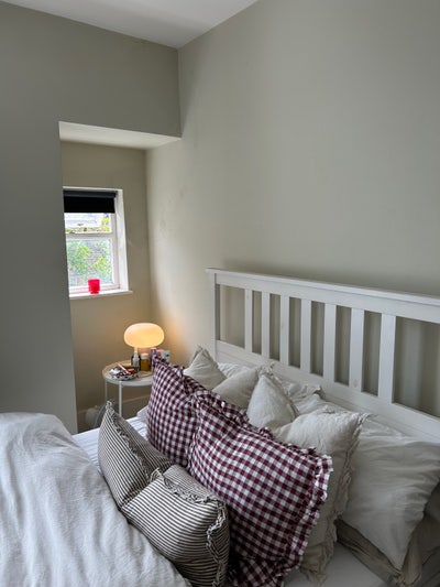 Lovely Double Room in 2-bed flat  Main Photo