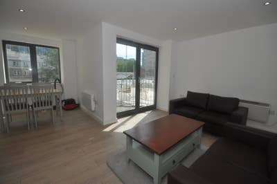 Modern 3 Bedroom 2 Bathroom Flat Near Ucl Main Photo