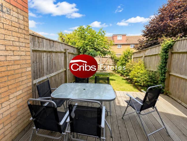  2 Bedroom Terraced House in SW19  Main Photo