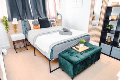 3BR Retreat with Saunas, Hot Tub, Garden & Cinema Main Photo