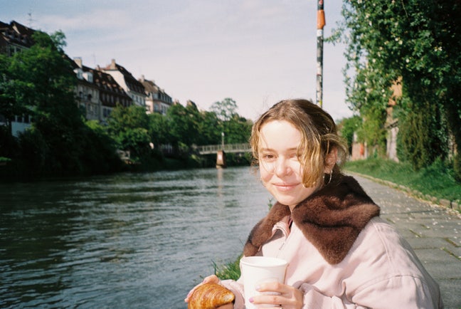 Creative professional looking for cosy flatshare<3 Main Photo