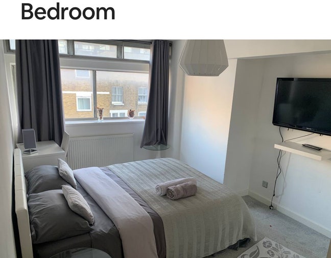 SPACIOUS Double Room Prime Zone 1 Location HydePar Main Photo
