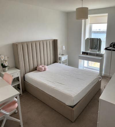 Double en-suite bedroom available to rent  Main Photo