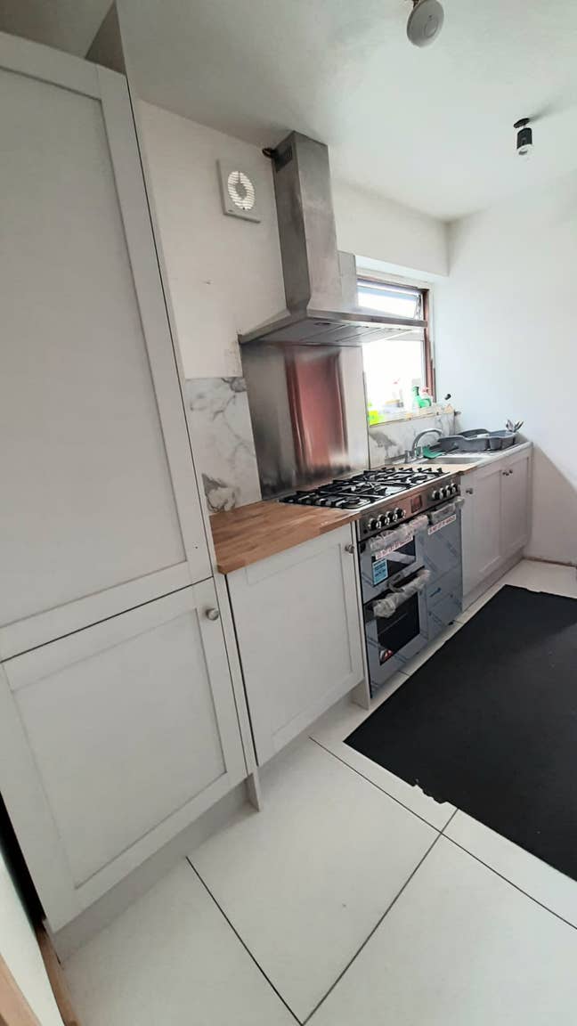Bright Double Room Near Elizabeth Line Main Photo