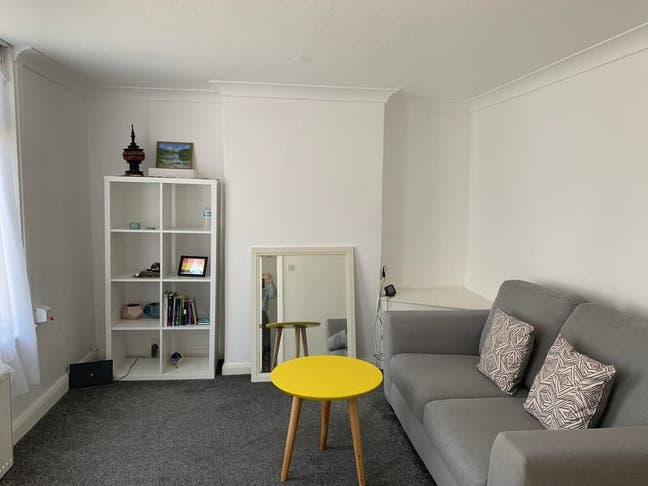 Room for rent in Gillingham  Main Photo