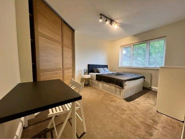 Beautiful Double In Marvelous House Main Photo