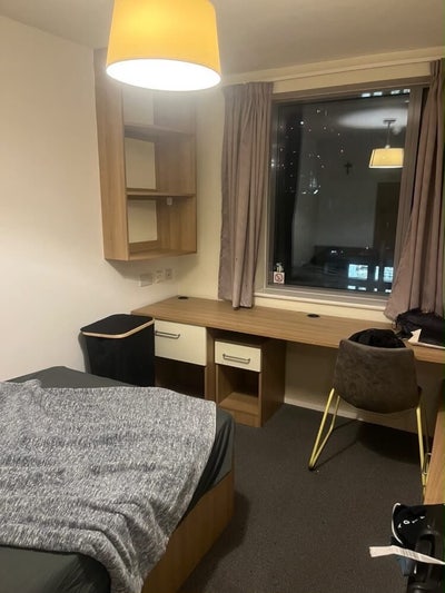 En suite room with a great view Main Photo