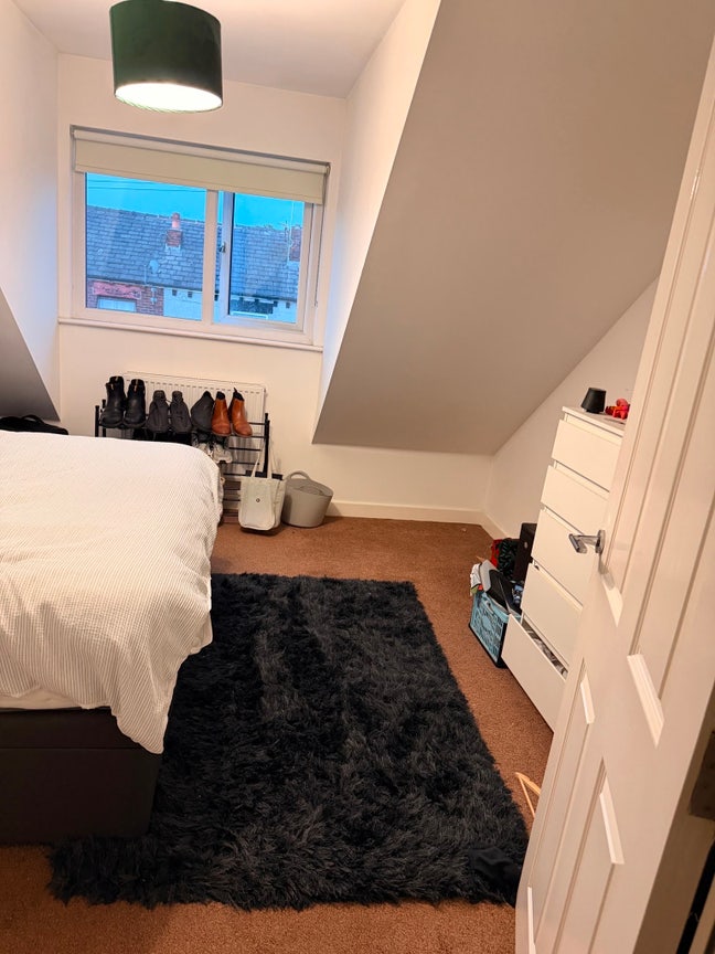 Double room in Bolton area  Main Photo