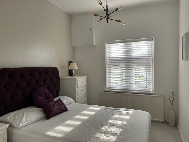 Modern home offering comfortable lodging  Main Photo