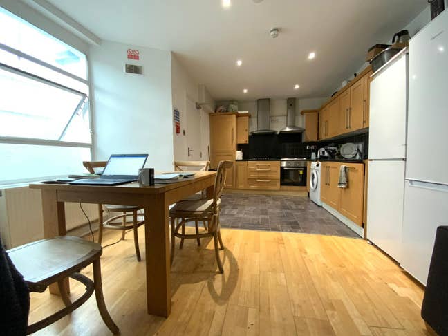 🔥Rooms in Prime Location!! &pound;0 Deposit 💸🔥 Main Photo