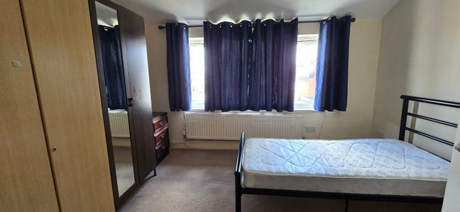 Double room to rent Main Photo