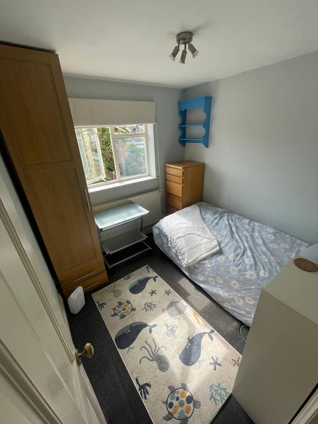 Single room CB1 Main Photo