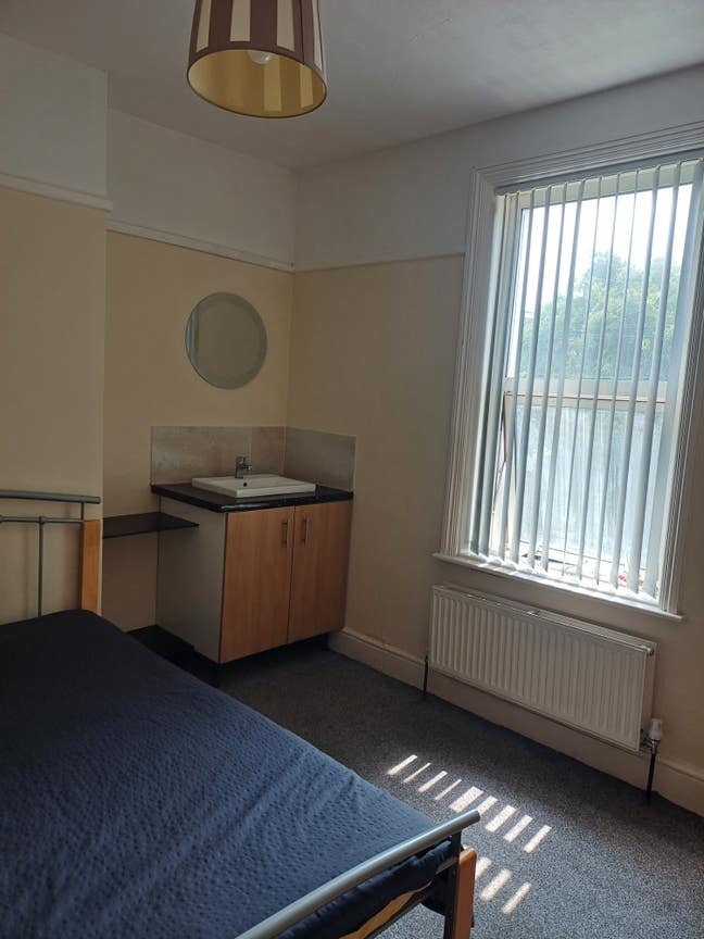 Double Room Charminster Main Photo