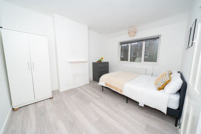 🏡 2 Double Rooms  Fully Furnished -SW Main Photo