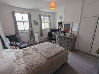Room to Rent in Old Street Main Photo