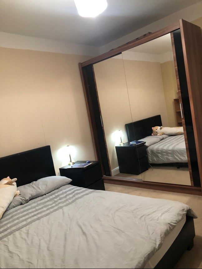 Available double room in Acton  Main Photo