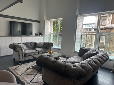 Double Bedroom with Private bathroom+Weeklycleaner Main Photo
