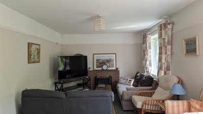 Double Room in 4 Bed Detached House Main Photo