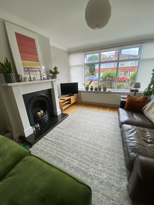 Beautiful house in heart of Chapel Allerton  Main Photo