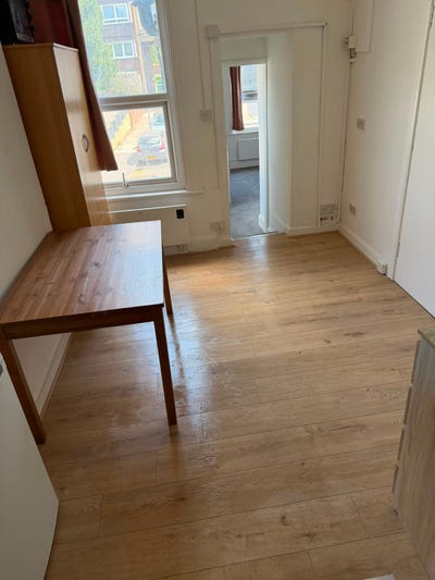1 Bedroom Flat to rent  Main Photo