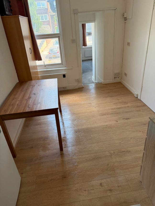 1 Bedroom Flat to rent  Main Photo