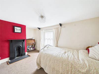 Character property in the heart of Launceston Main Photo