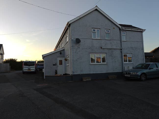 1 Black Lion Houses, Pentre Road, St Clears Main Photo