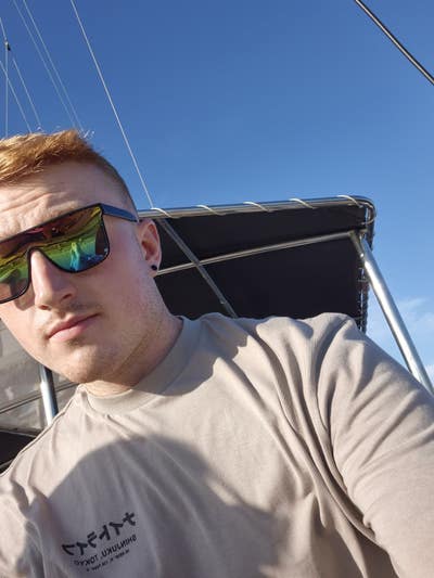 Looking for room or to Buddy up Main Photo