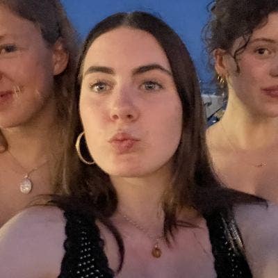 20 y/o student looking for a room ASAP !!! Main Photo