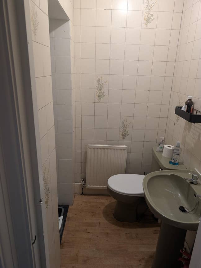 Spacious Room to rent in West Didsbury Main Photo