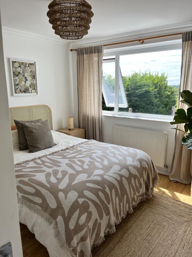 Two Double Rooms, Penryn, Overlooking College Lake Main Photo