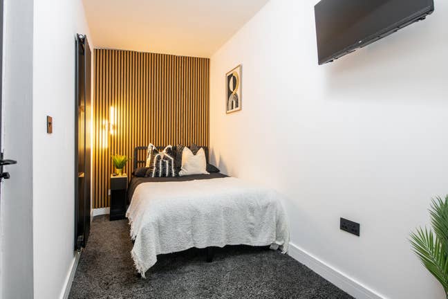 🔥Brand New Beeston - 1 En-Suite Left 🔥  Main Photo