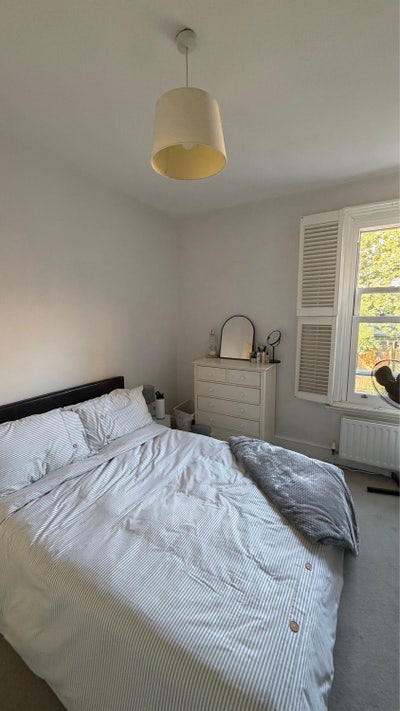 Tooting Broadway Room Available Mid-September 💛 Main Photo