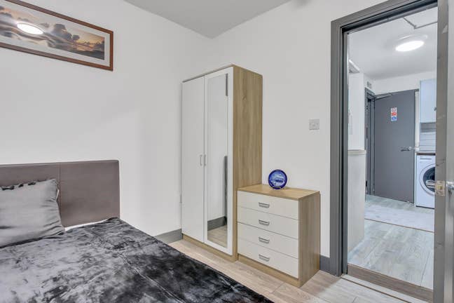 Ensuite Double Room- Bills included Main Photo