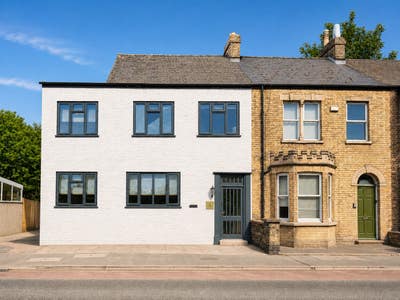Beautifully Curated Boutique Co-living 🤎 CB4 Main Photo