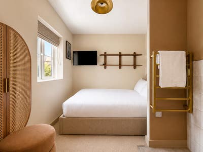 Beautifully Curated Boutique Co-living 🤎 CB4 Main Photo