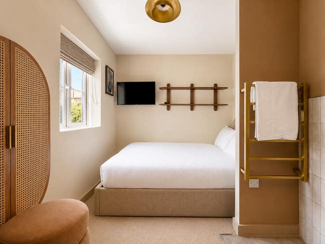 Beautifully Curated Boutique Co-living 🤎 CB4 Main Photo