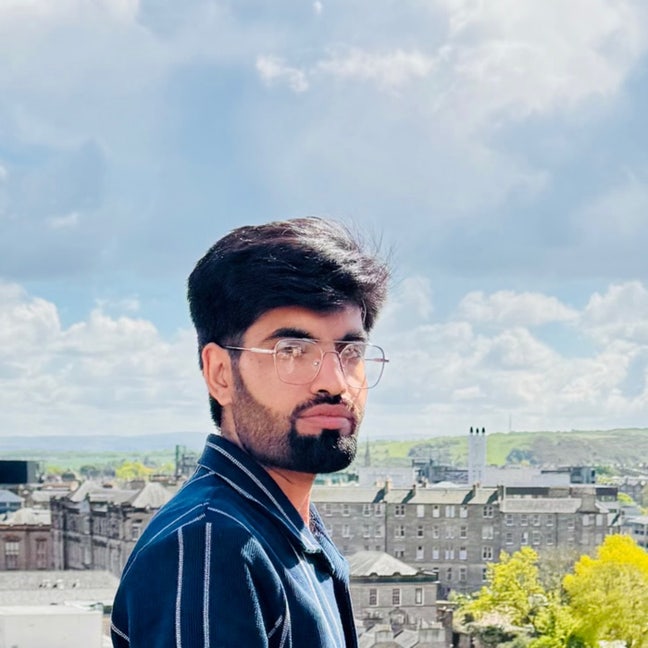 Professional Male seeks a single or double room Main Photo