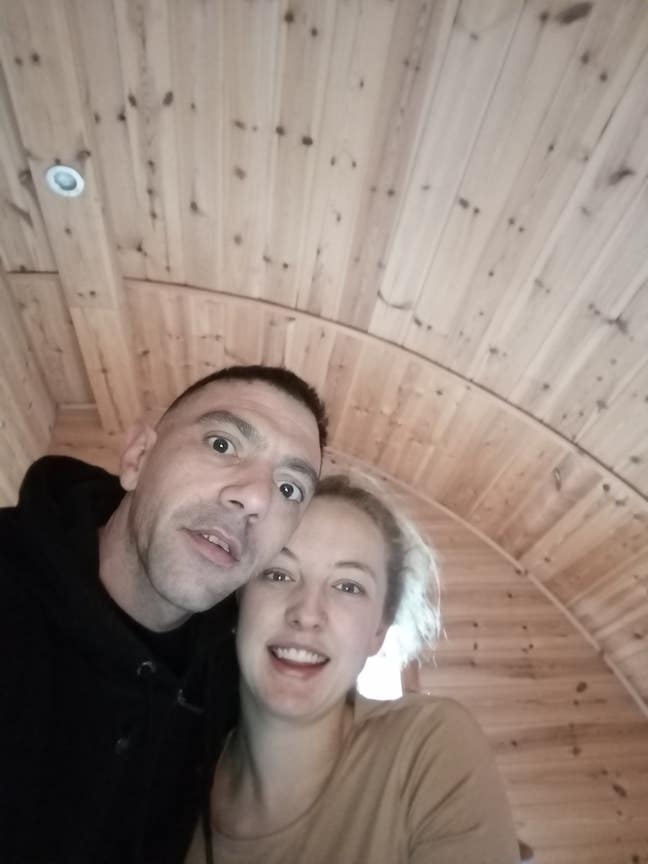 Professional Male seeks a single or double room Main Photo