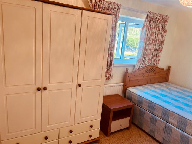Double room to rent Main Photo