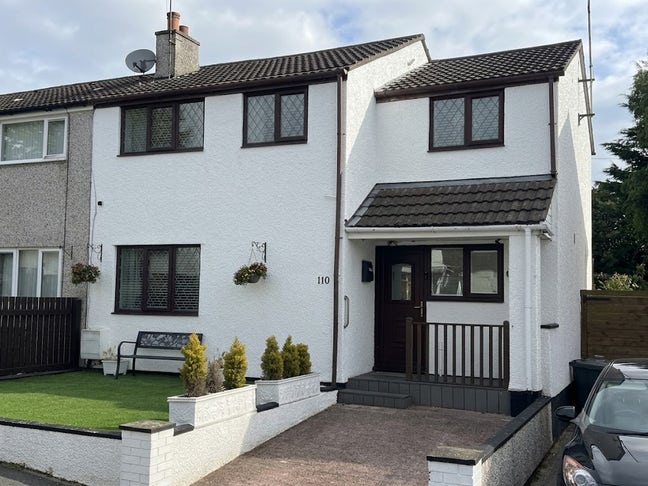 Double room to rent in spacious home Main Photo