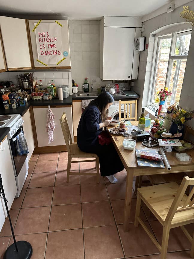 Double bedroom in 5 bed flat in Cowley  Main Photo