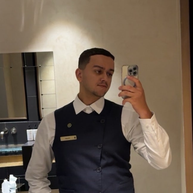 Hi there I’m looking for an En-suite double... Main Photo